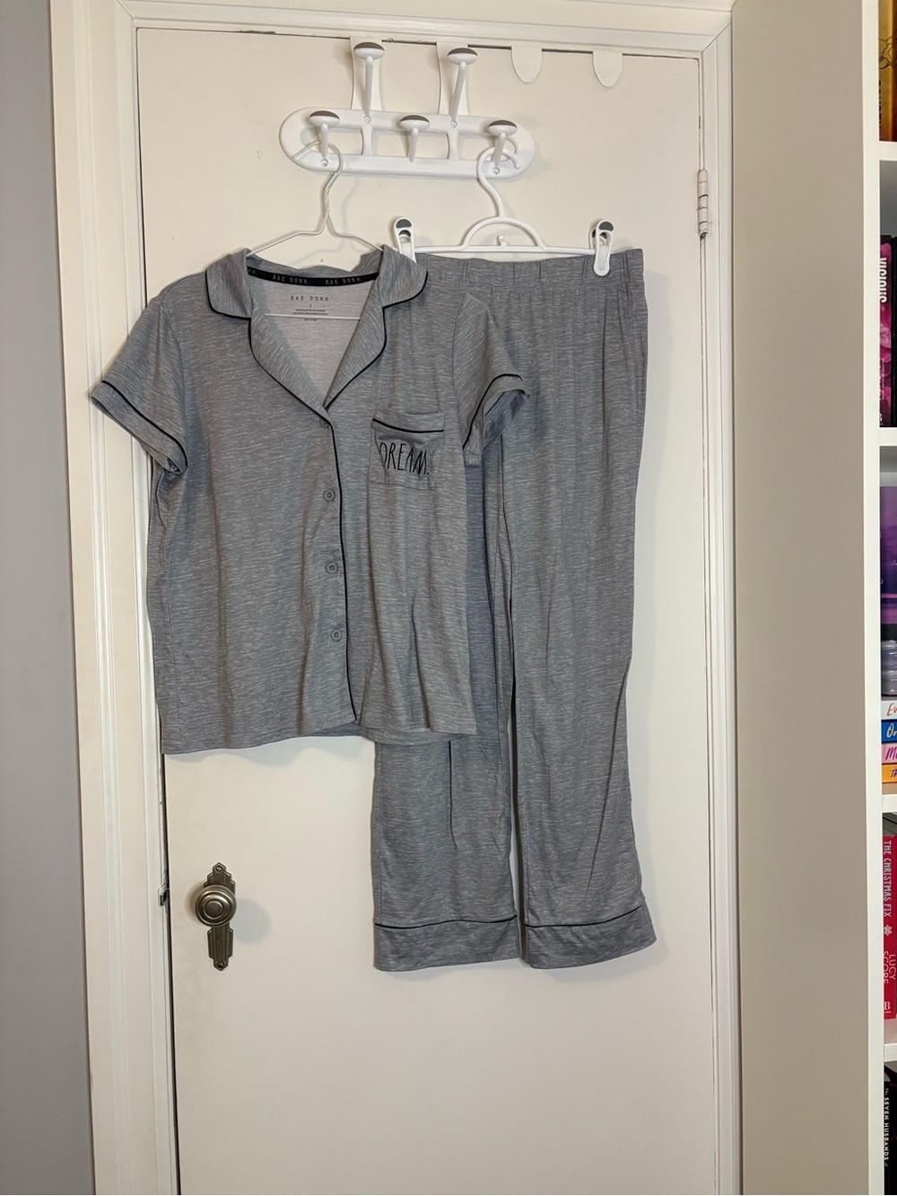Rae Dunn Gray Short-Sleeve Pajama Set with 'Dream' Pocket